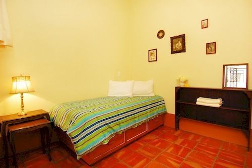 Olga Querida Hostel *
